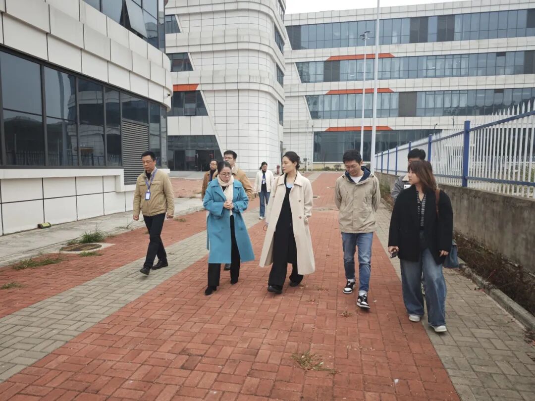 175703862268ba481e680b2.jpg 175703862268ba481e680b2.jpg